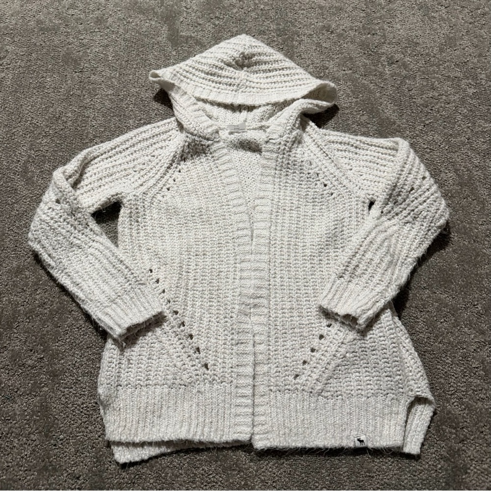 Abercrombie Kids hooded cardigan sweater super soft material‎ size 7/8 white